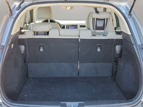 Used 2019 Honda HR-V LX image 12