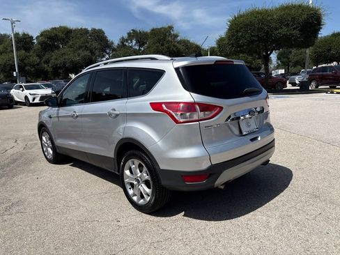 Used 2015 Ford Escape Titanium FWD image 3