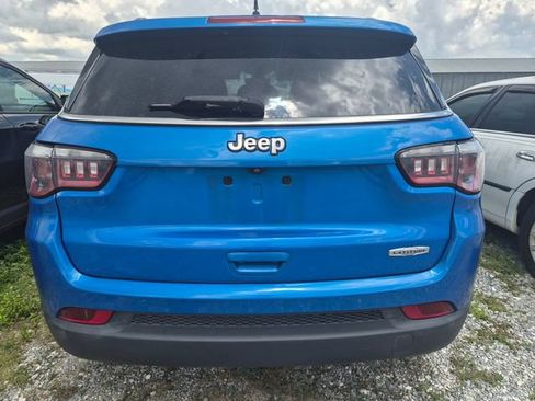 Used 2019 Jeep Compass Latitude w/ Popular Equipment Group FWD image 5