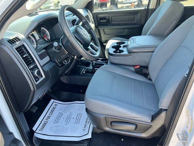 Used 2018 RAM 3500 Tradesman w/ Chrome Appearance Group AWD/4WD image 9