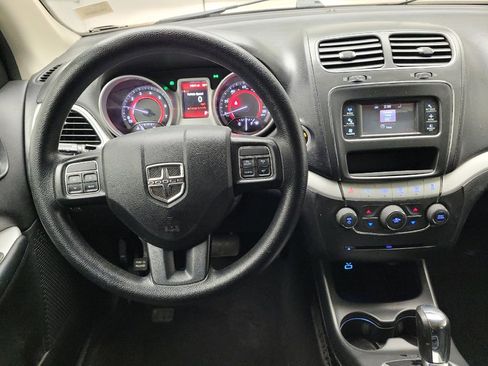 Used 2019 Dodge Journey SE w/ Blacktop Package FWD image 22