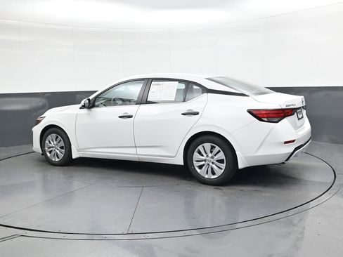 Certified 2025 Nissan Sentra S image 7