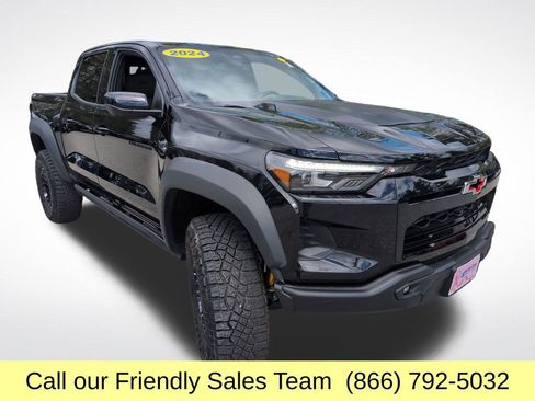Used 2024 Chevrolet Colorado ZR2 w/ ZR2 Bison Edition AWD/4WD image 9
