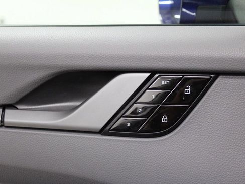 Certified 2020 Porsche 911 Carrera 4S image 18