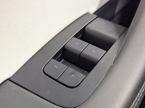 Used 2024 Tesla Model 3 Standard Range RWD image 18