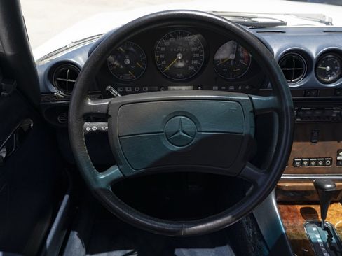 Used 1988 Mercedes-Benz 560 SL image 13