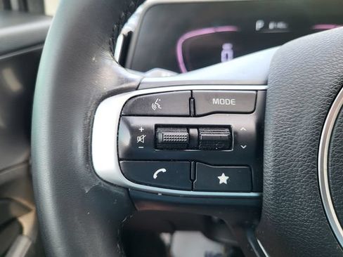 Certified 2023 Kia Sportage EX FWD image 19