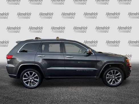 Used 2017 Jeep Grand Cherokee Overland image 10