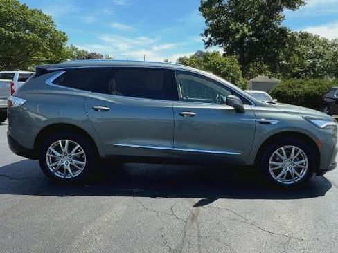 Certified 2023 Buick Enclave Essence w/ Experience Buick Package FWD image 9