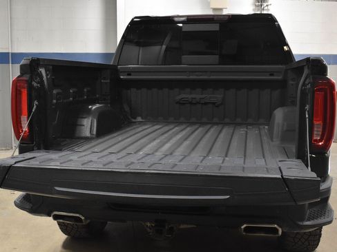 Used 2023 GMC Sierra 1500 AT4 w/ AT4 Premium Package AWD/4WD image 25