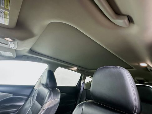 Used 2018 Nissan Murano SL w/ Moonroof Package image 26