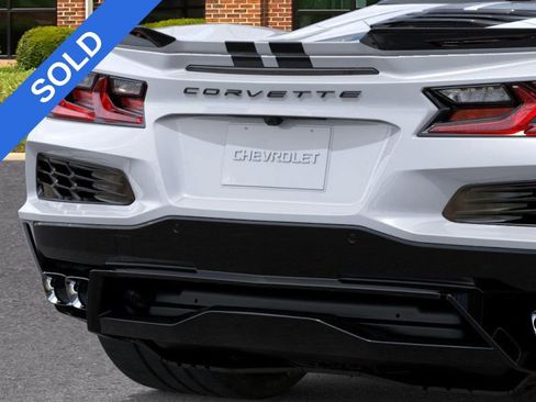 New 2026 Chevrolet Corvette E-Ray image 14