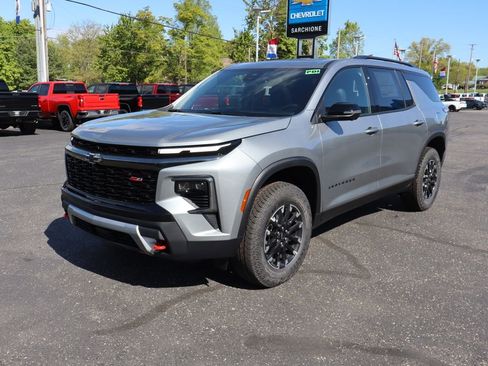 New 2026 Chevrolet Traverse Z71 w/ Driver Confidence Package AWD/4WD image 29