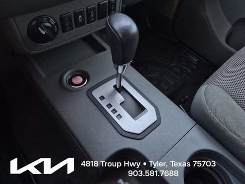 Used 2020 Nissan Frontier SV w/ Midnight Edition Floor Mats AWD/4WD image 37