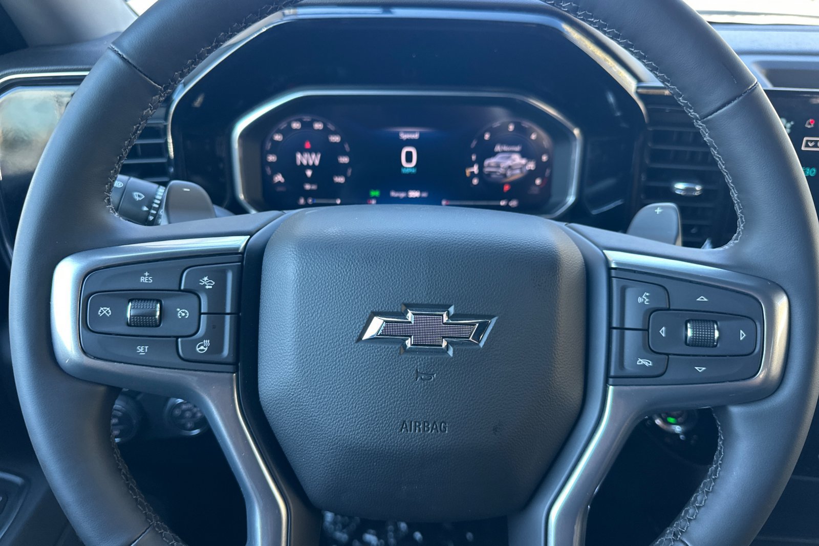 New 2026 Chevrolet Silverado 1500 RST w/ Z71 Off-Road Package AWD/4WD image 24