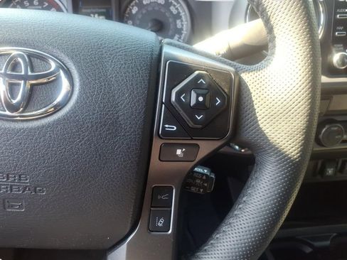 Used 2023 Toyota Tacoma TRD Off-Road image 24