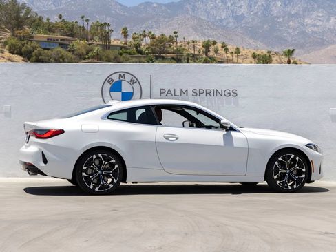 Used 2025 BMW 430i Coupe w/ Convenience Package RWD image 5