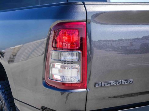 Used 2022 RAM 1500 Big Horn AWD/4WD image 9