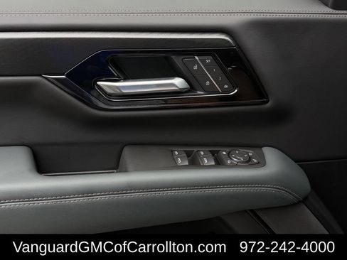 New 2026 GMC Yukon XL AT4 w/ AT4 Premium Package AWD/4WD image 21