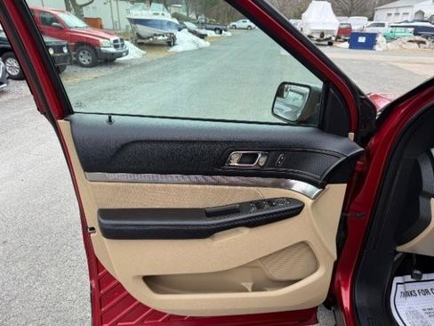 Used 2016 Ford Explorer 4WD image 18