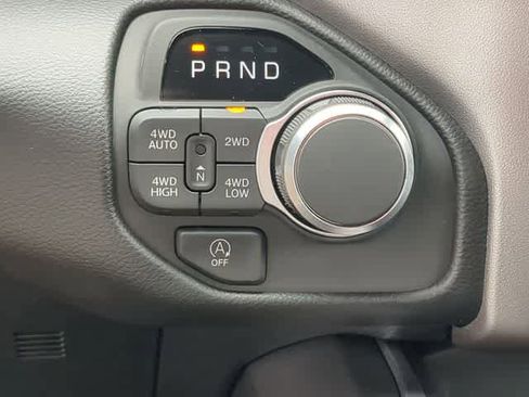 New 2026 RAM 1500 Big Horn AWD/4WD image 32