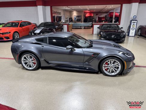 Used 2017 Chevrolet Corvette Z06 Coupe w/ 3LZ RWD image 57
