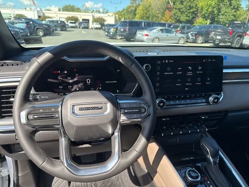 New 2026 GMC Canyon Denali image 15