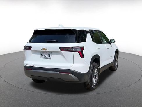 Used 2025 Chevrolet Equinox LT AWD/4WD image 14