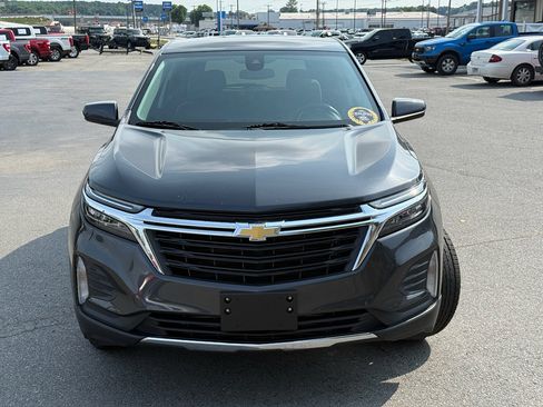 Used 2022 Chevrolet Equinox LT FWD image 2