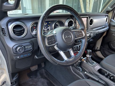 Used 2022 Jeep Wrangler Unlimited Rubicon 4xe w/ Cold Weather Group image 44