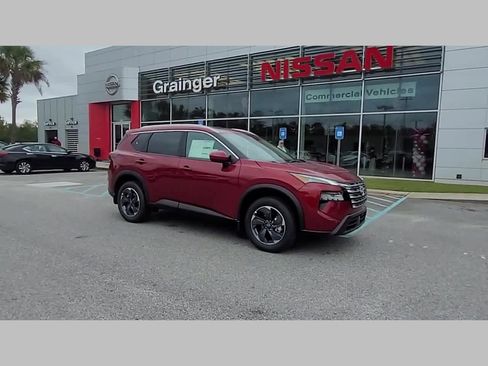 New 2026 Nissan Rogue SV image 36