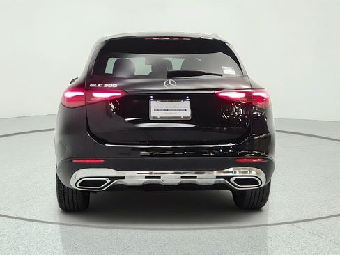 Used 2023 Mercedes-Benz GLC 300 image 6