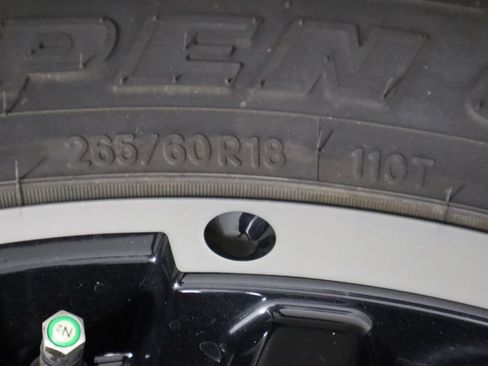 Used 2025 Nissan Pathfinder Rock Creek AWD/4WD image 43