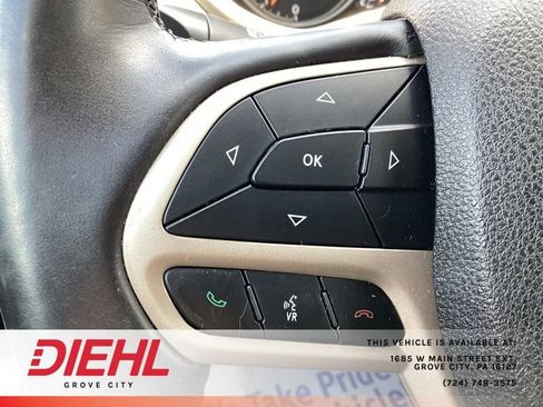 Used 2017 Jeep Cherokee Limited AWD/4WD image 27