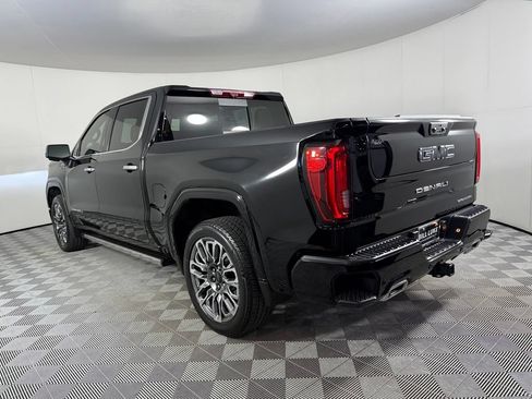 Used 2025 GMC Sierra 1500 Denali Ultimate AWD/4WD image 9
