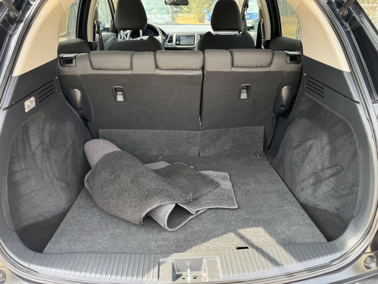 Used 2021 Honda HR-V EX image 28