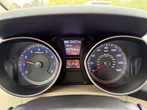 Used 2013 Hyundai Elantra GT FWD image 20