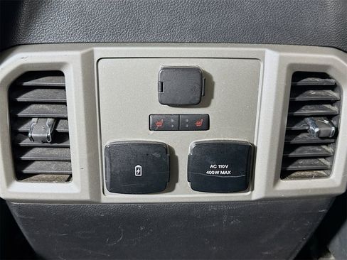 Used 2018 Ford F150 Lariat w/ Equipment Group 502A Luxury image 21