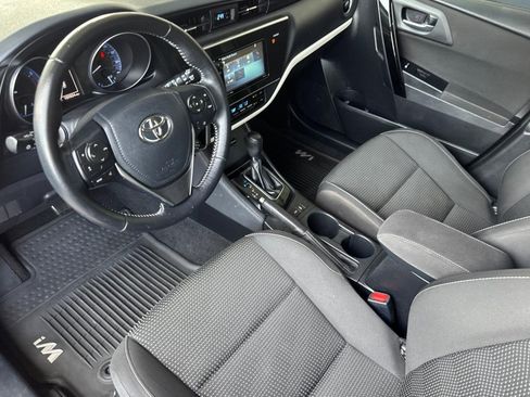 Used 2018 Toyota Corolla iM w/ All-Weather Mat Package image 4