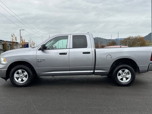 Used 2024 RAM 1500 Classic SLT image 6