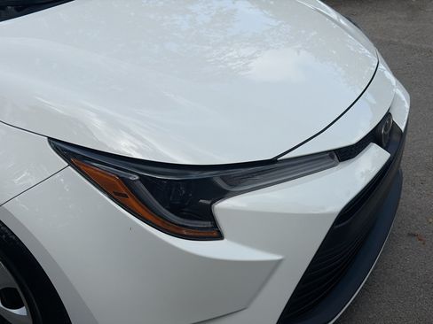 Used 2025 Toyota Corolla LE FWD image 33