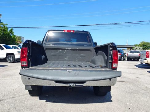 Used 2011 RAM 2500 Laramie RWD image 8
