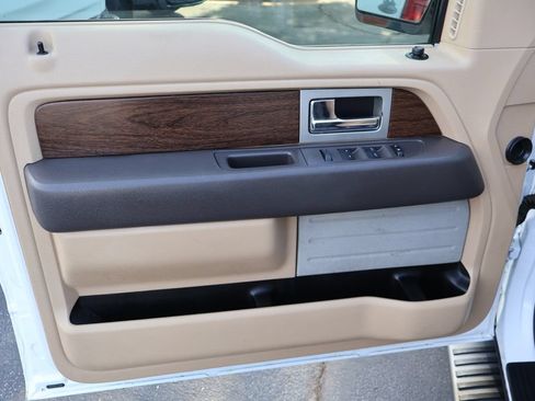 Used 2014 Ford F150 Lariat RWD image 27