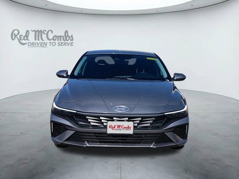 New 2026 Hyundai Elantra Blue image 8