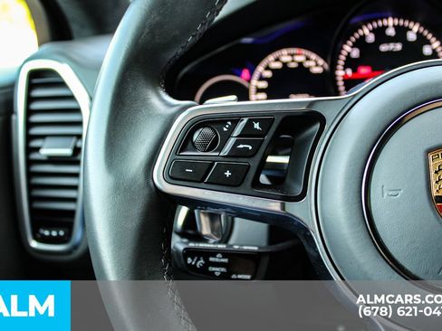 Used 2022 Porsche Cayenne GTS AWD/4WD image 27