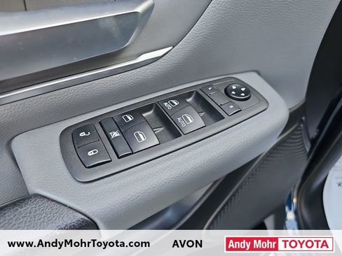 Used 2022 RAM 1500 Big Horn AWD/4WD image 12