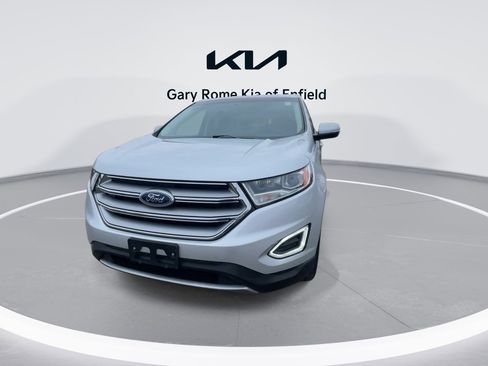 Used 2018 Ford Edge SEL image 3