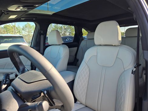 New 2026 Kia Sorento SX Prestige AWD/4WD image 23