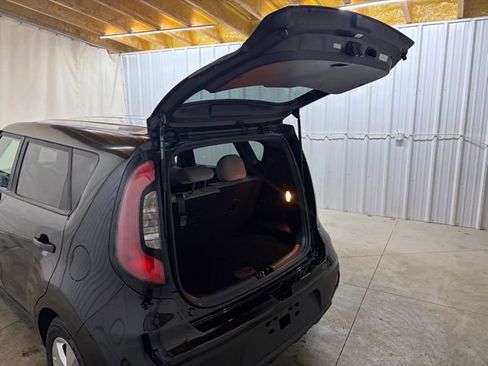Used 2019 Kia Soul FWD image 10