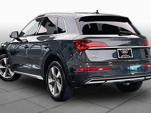 Used 2023 Audi Q5 2.0T Premium w/ Convenience Package AWD/4WD image 12